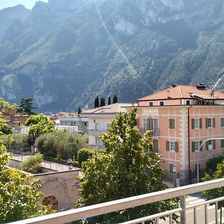 Casa Andy & Anne - Attico Apartment Riva del Garda Exterior photo