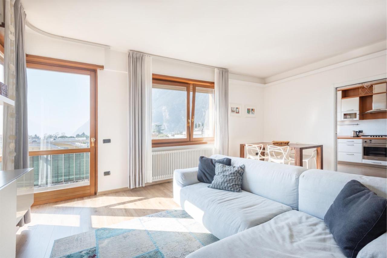 Casa Andy & Anne - Attico Apartment Riva del Garda Exterior photo